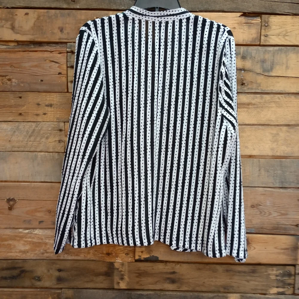 CHICO'S Travelers Collection Dottie Jacket NWT